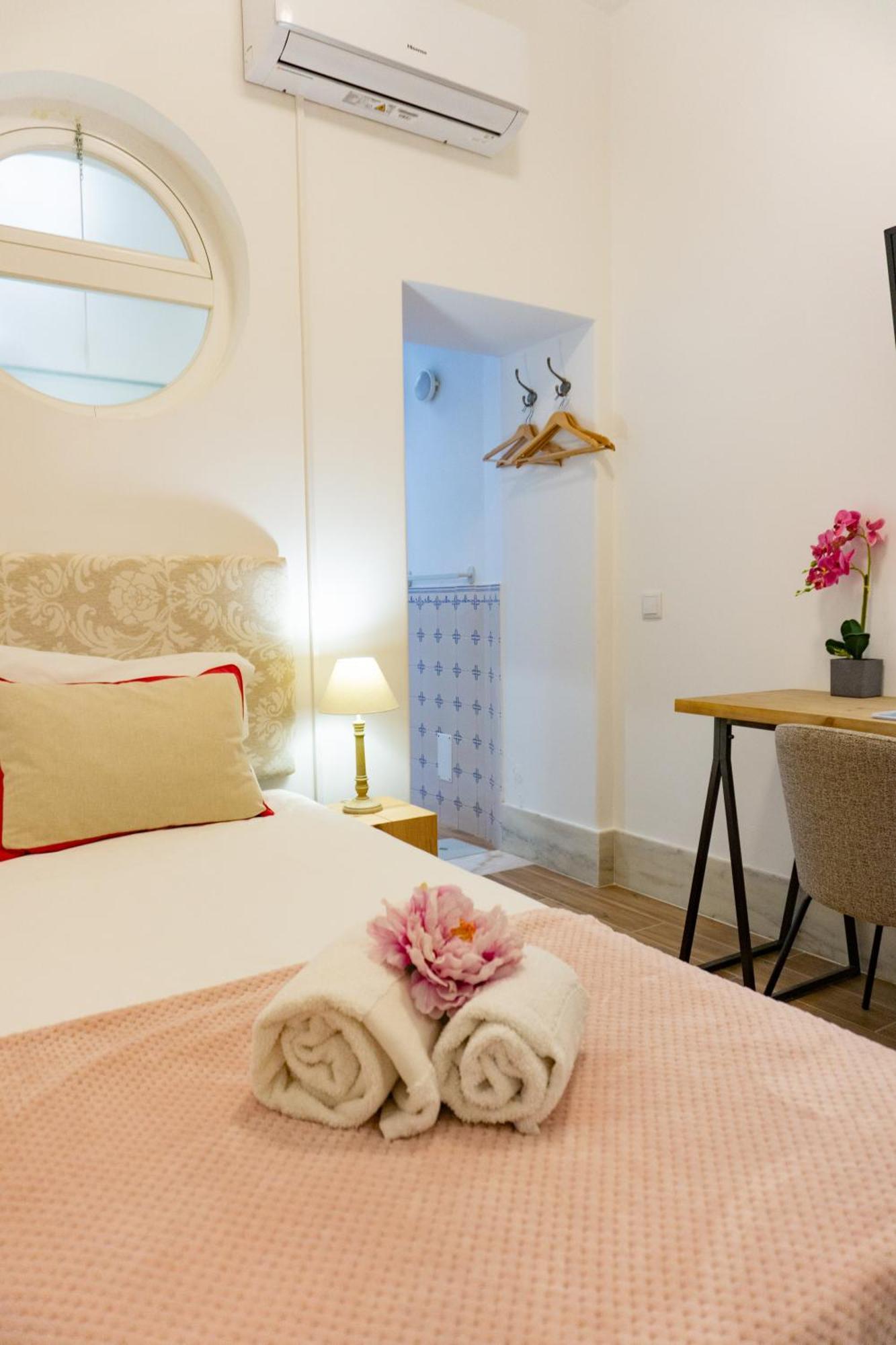 Lalitana Townhouse Hotel Lagos Cameră foto